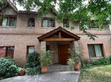 Casa · 205m² · 7 Ambientes · 6 Cocheras · Alquiler Casa - Barrio Privado El Portillo / Pilar