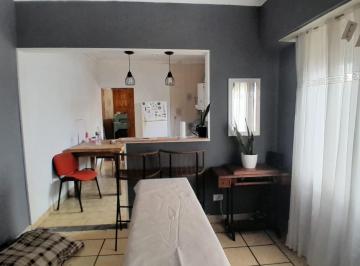 PH · 90m² · 2 Ambientes · En Venta. PH Dos Ambientes. Zona Dellepiane 200
