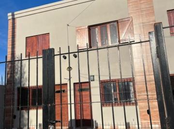 Departamento · 111m² · 3 Ambientes · Alquiler Duplex 3 Ambientes con Trotadora Para Auto Al Frente y Parque Al Fondo a Estrenar