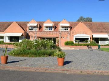 Casa de 6 ambientes, Campana · Alquiler Verano o Anual - Cardales - 4 Dorm. - Pileta