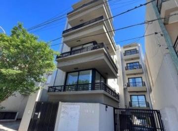 Departamento · 56m² · 2 Ambientes · 1 Cochera · Excelente Departamento 2 Amb con Cochera en Tandil!