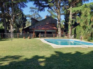 Casa de 5 ambientes, Ezeiza · Casaquinta con 1600 m² de Parque - 5 Amb. Barrio El Trébol Ezeiza