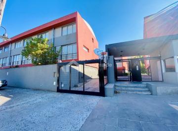 Casa · 104m² · 3 Ambientes · 1 Cochera · Venta Dúplex en Tigre, 2 Dorm y Escritorio Más Cochera!