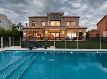 Casa · 395m² · 5 Ambientes · Casa en Alquiler en Los Lagos Nordelta