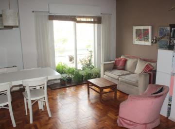 Departamento · 49m² · 3 Ambientes · 3 Ambientes con Excelente Vista y Luz. Impecable! a 200 m de Plaza Serrano.