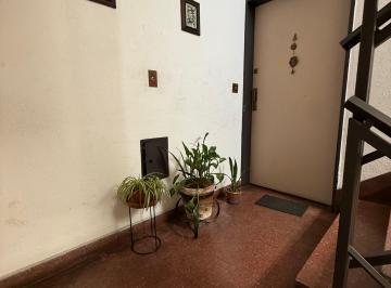 Departamento de 3 ambientes, Mataderos · Oportunidad en Mataderos - 3 Amb, 2° por Esc. Balcón Corrido - Apto Crédito