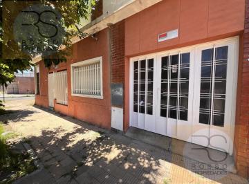 PH · 70m² · 4 Ambientes · 1 Cochera · PH Tipo Casa 4 Ambientes con Cochera - Ramos Mejía