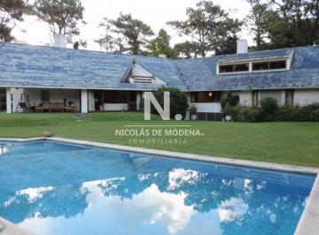 Foto1 · Vende Casa de 7 Dorm., en La Mansa Punta del Este.