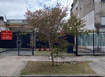 YAR-YAR-22889_2 · Casa 4 Ambientes. | Petkovic - (3f) 5837
