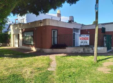Casa de 6 ambientes, Rosario · Baigorria 392