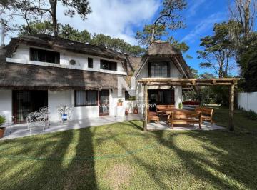 Foto1 · Casa de 3 Dorm. en Playa Brava, Punta del Este