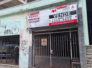 Casa de 5 ambientes, Quilmes · Salón con Vivienda