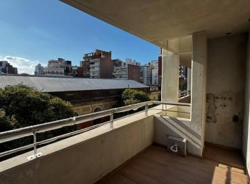 Departamento · 58m² · 2 Ambientes · 1 Cochera · Departamento Semipiso 1 Dormitorio Zona Rio Alquilado