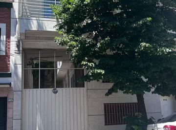 Depósito de 6 ambientes, Almagro · Deposito con Entrada de Camion y Oficinas Mas Vivienda 4 Ambientes
