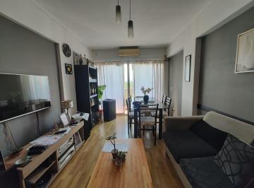 Departamento · 60m² · 3 Ambientes · Departamento en Alquiler de 3 Amb con Balcón