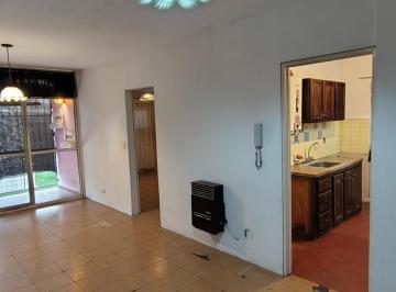 Departamento · 50m² · 2 Ambientes · Venta de Departamento en Barrio Don Orione - Claypole