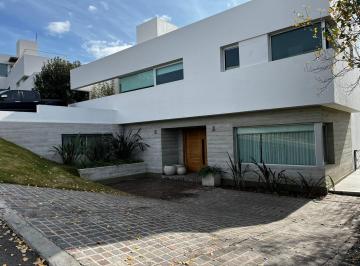 Casa · 500m² · 9 Ambientes · Venta Casa de Categoría en La Rufina