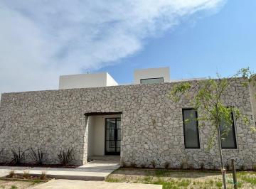 Casa · 223m² · 4 Ambientes · Casa en Venta en Santa Ana, Villanueva, Tigre