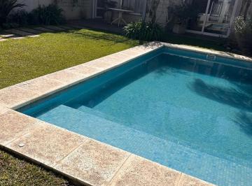 Casa · 295m² · 7 Ambientes · 2 Cocheras · Casa en Lomas de Zamora Banfield Oeste