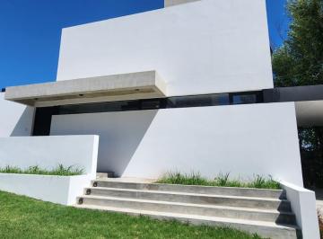 Foto · Casa de Diseño en Los Carolinos - Vista Seguridad Diseño