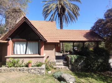 Casa · 120m² · 3 Ambientes · 2 Cocheras · Country Chumamaya, Casa La Paloma Para 6 Pasajeros
