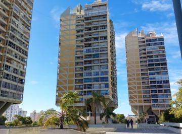 Departamento de 6 ambientes, Córdoba · Vendo Departamento 4 Dorm.. Balcón. Edificio Alas