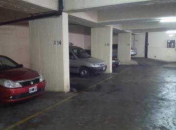Garage · 12m² · Cochera en Av Cordoba Entre Parana y Montevideo