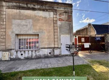 Casa · 100m² · 4 Ambientes · Se Vende Casa con Todos Los Servicios - Luján