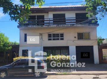 Edificio · 350m² · 7 Ambientes · 2 Cocheras · Departamentos - Escobar