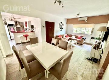 PH · 140m² · 5 Ambientes · PH en Venta - Achaval 800 - Terraza Propia - Exc. Estado - 192 m².