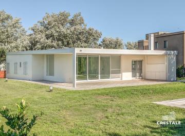 Casa · 265m² · 5 Ambientes · 2 Cocheras · Venta Casa 3 Dorm. Kentucky Club de Campo Funes