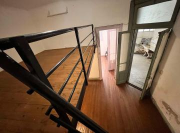 PH de 2 ambientes, Almagro · PH en Pb 2 Amb a Reciclar / Ideal Inversión / Bartolomé Mitre 3400