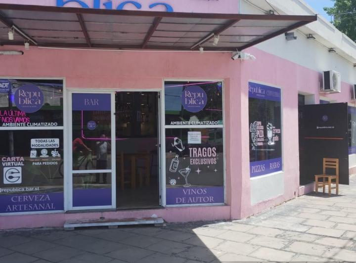 Local comercial · 1m²