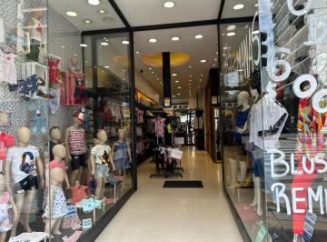 Local comercial · 80m² · Local en Flores