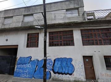 Bodega-Galpón · 536m² · 3 Ambientes · Galpón y Dpto / Oficinas 536 m² - Ramos Mejía