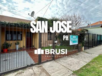 Casa · 73m² · 3 Ambientes · PH 3 Ambientes en Venta en San Jose