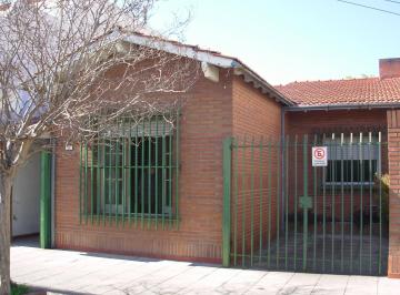 Casa de 3 ambientes, La Matanza · Ramos Mejia - Excelente Chalet 3 Amb Sobre Lote 8.66x26.50 m