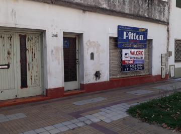 Casa de 4 ambientes, Lomas de Zamora · Casa a Reciclar en Excelente Ubicacion