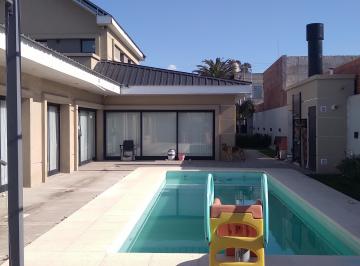 Casa de 5 ambientes, Mar del Plata · Casa en Venta