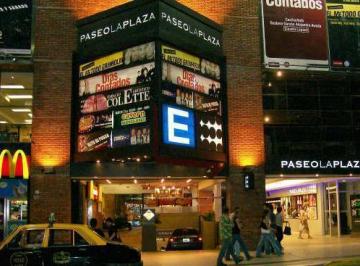 Garage · 12m² · Cocheras Comerciales en El Paseo La Plaza