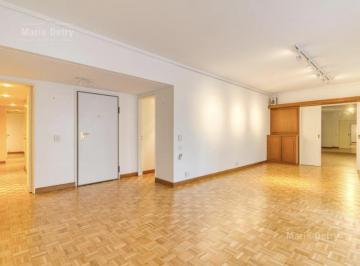 Departamento · 255m² · 5 Ambientes · 1 Cochera · Departamento en Palermo Chico