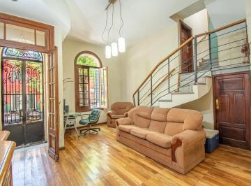 Casa · 188m² · 6 Ambientes · 1 Cochera · Casa en Venta 3 Dorm. Zona Rio