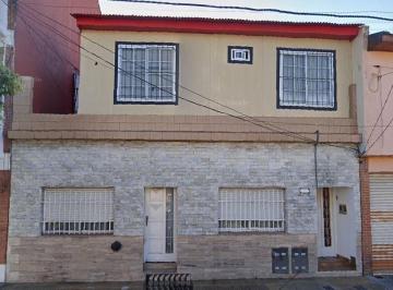 PH de 3 ambientes, Tres de Febrero · PH Amplio de 3 Amb Al Frente con Terraza en Caseros. Inmejorable Zona