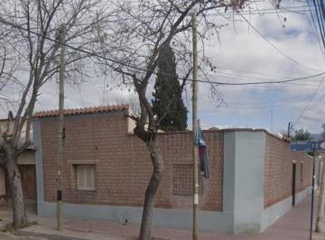 Casa de 6 ambientes, Las Heras · San Miguel Esquina Paso de Los Andes