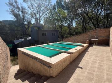 Casa de 12 ambientes, Unquillo · Casa en Venta en Cabana