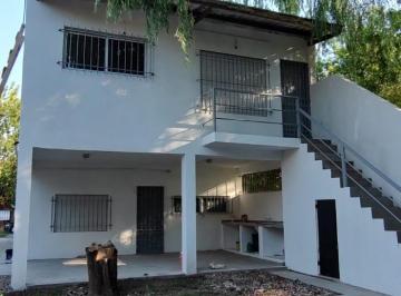 Departamento de 2 ambientes, Almirante Brown · Alquiler de Departamento: 2 Ambientes con Entrada de Auto, Sin Expensas
