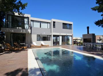 Casa · 360m² · 6 Ambientes · 3 Cocheras · Casa en Venta Costa Esmeralda Pinamar