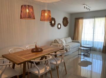 Departamento · 43m² · 2 Ambientes · 1 Cochera · Venta 2 Amb C/coch La Rioja 1400