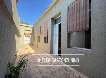 Casa de 33 ambientes, Mercedes · Venta de Casa Céntrica
