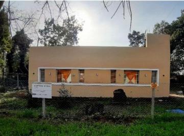 Casa · 50m² · 3 Ambientes · Casa en Venta Barrio Colina Alegre. Apto Crédito Bancario.